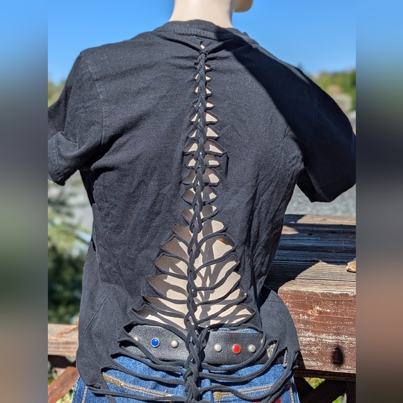 Got Teeth Tee - Picture 2 of 3